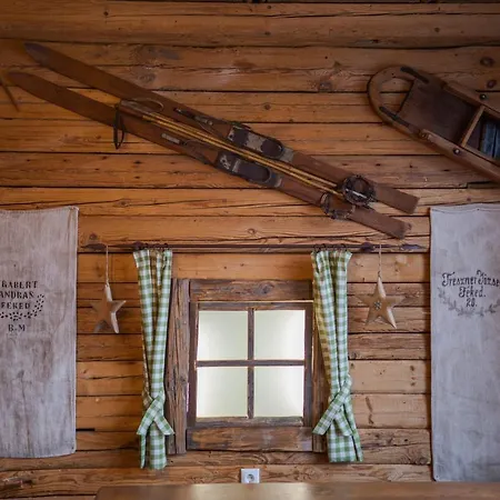 Appartement-edelweiss אלטנמרקט אים פונגאו